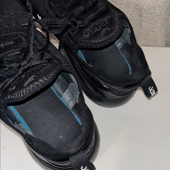 Nike Air Max 270 Black and White‎ Oreo Retro LowSneakers AH8050-002 Mens Size 10 - Picture 10 of 11